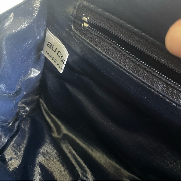 Vintage Au Courant Woven Basket Shoulder Purse Navy Blue w/ Gold Details - Picture 5 of 16